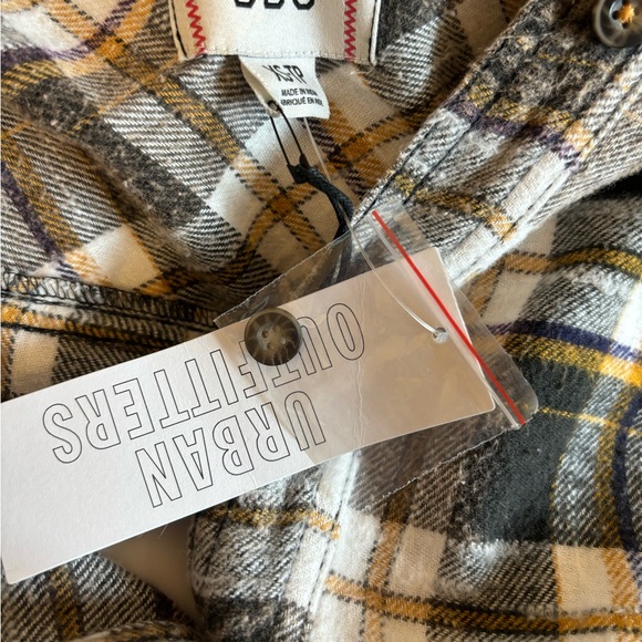 Urban Outfitters flannel - Picture 8 of 8